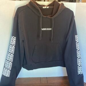 VAN’S black short sweatshirt!!